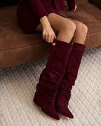 מגפי ברך בגימור קטיפתי